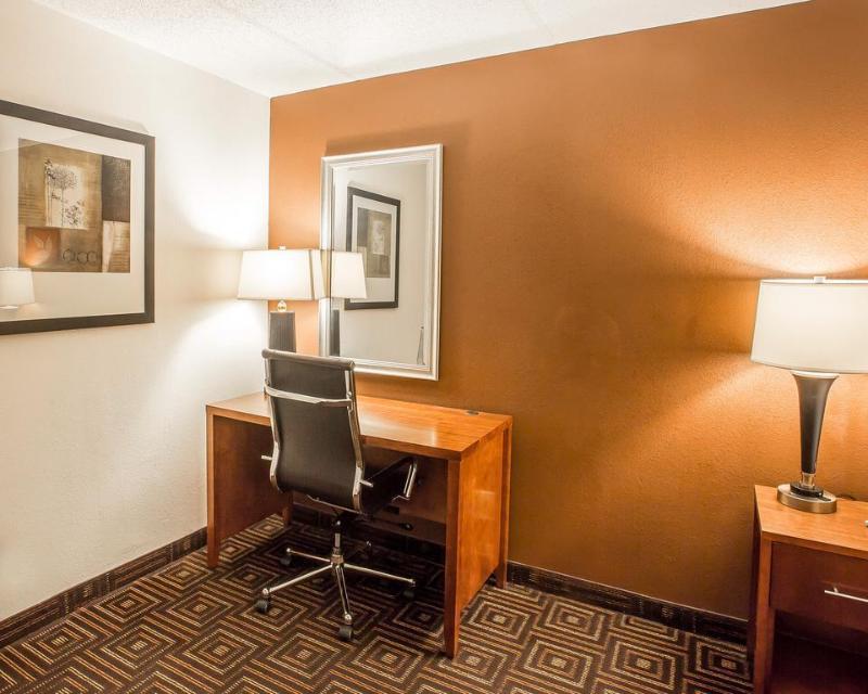 Comfort Inn Downtown Чаттануга Экстерьер фото